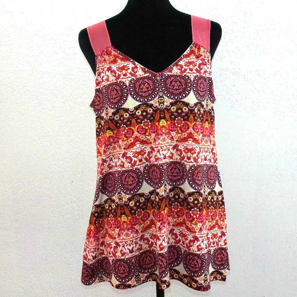 Rendezvous, Pink floral tank top, with back bow design.
